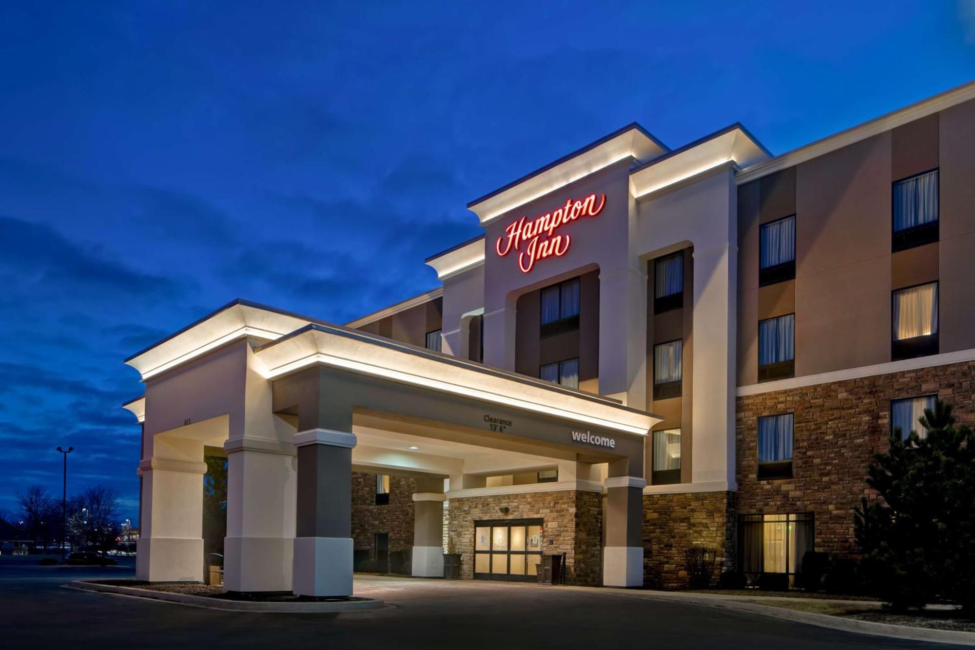 Hampton - Near The University Hotel DeKalb